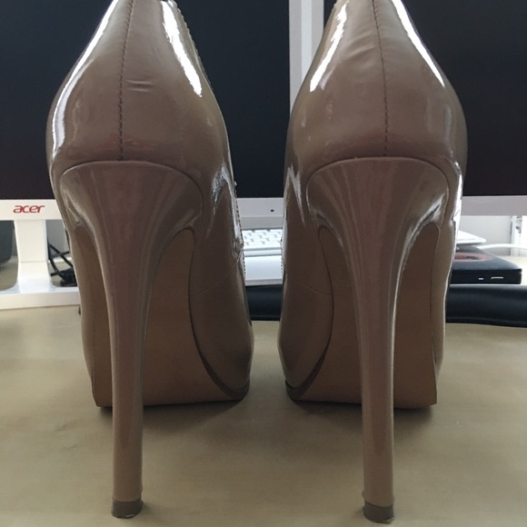 Steve Madden Stokker Heels - Plush Patent Leather - Picture 6 of 8